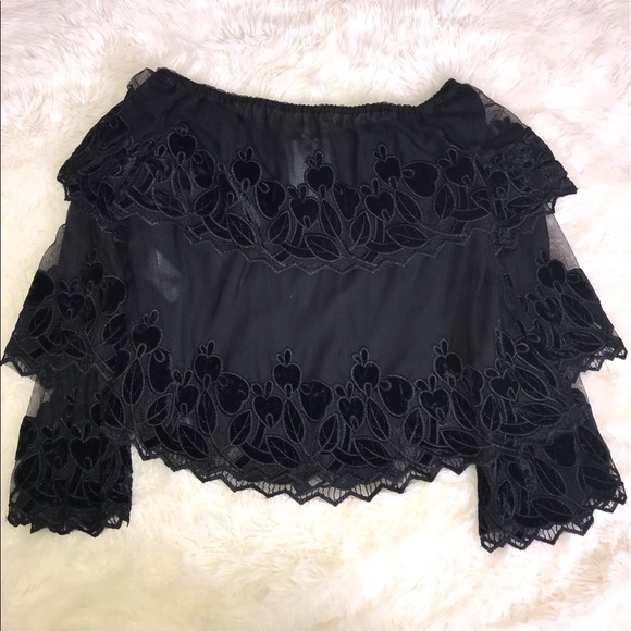 ENDLESS ROSE Off the Shoulder Top - Picture 4 of 6